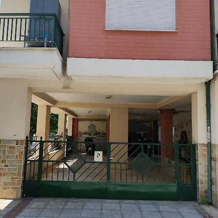 Museum Apartment Volos Exterior photo